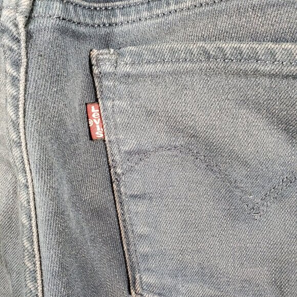 Levi's Jeans Womens mid rise skinny dark wash 'dirty' wash L32 - Picture 7 of 16